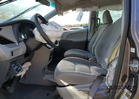 2016 Toyota Sienna from USA, damaged, VIN 5TDZK3DC2GS696357